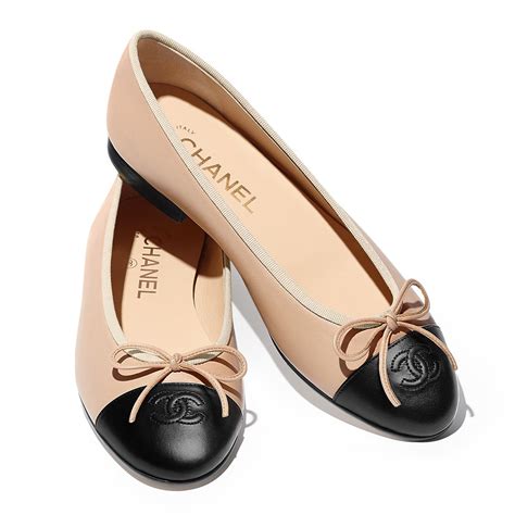 les ballerinas chanel.